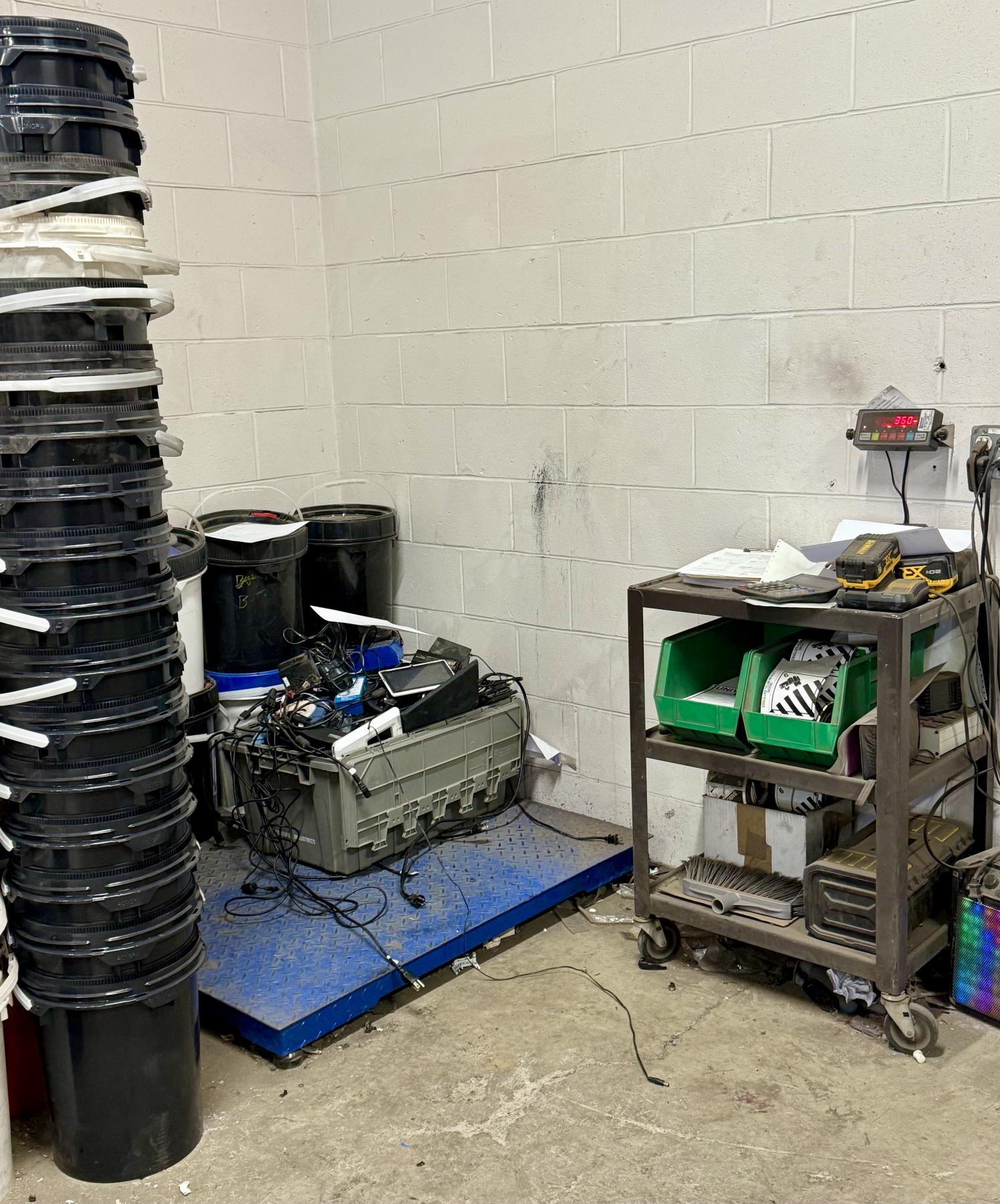 battery sorting station