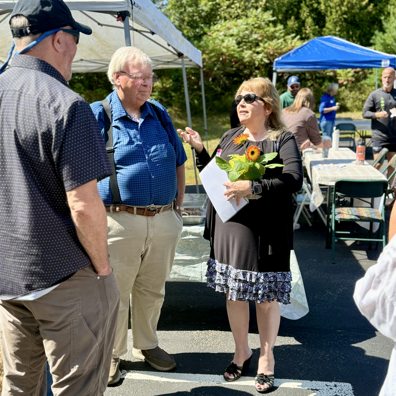 Paula talking with Mike Samson