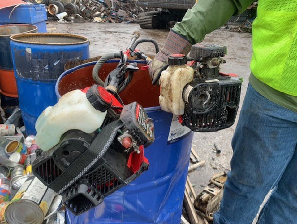 trimmer with gas